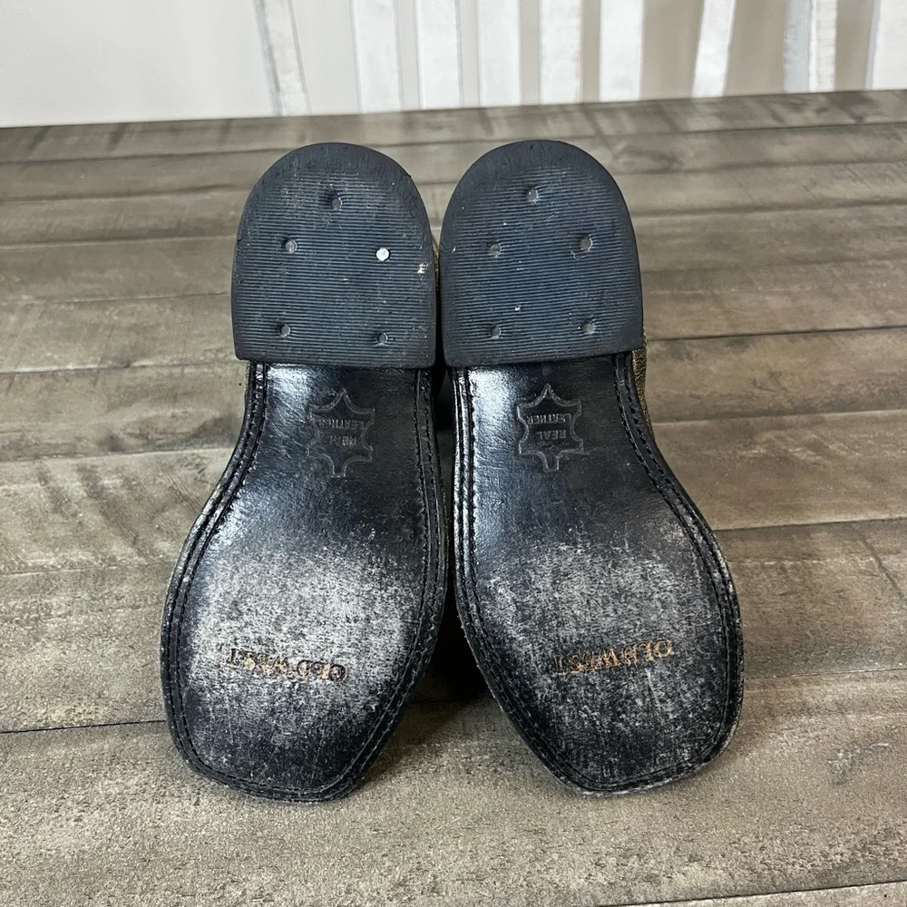 Old West leather boots with a distressed crackle finish embroidery Sz 13.5 Y